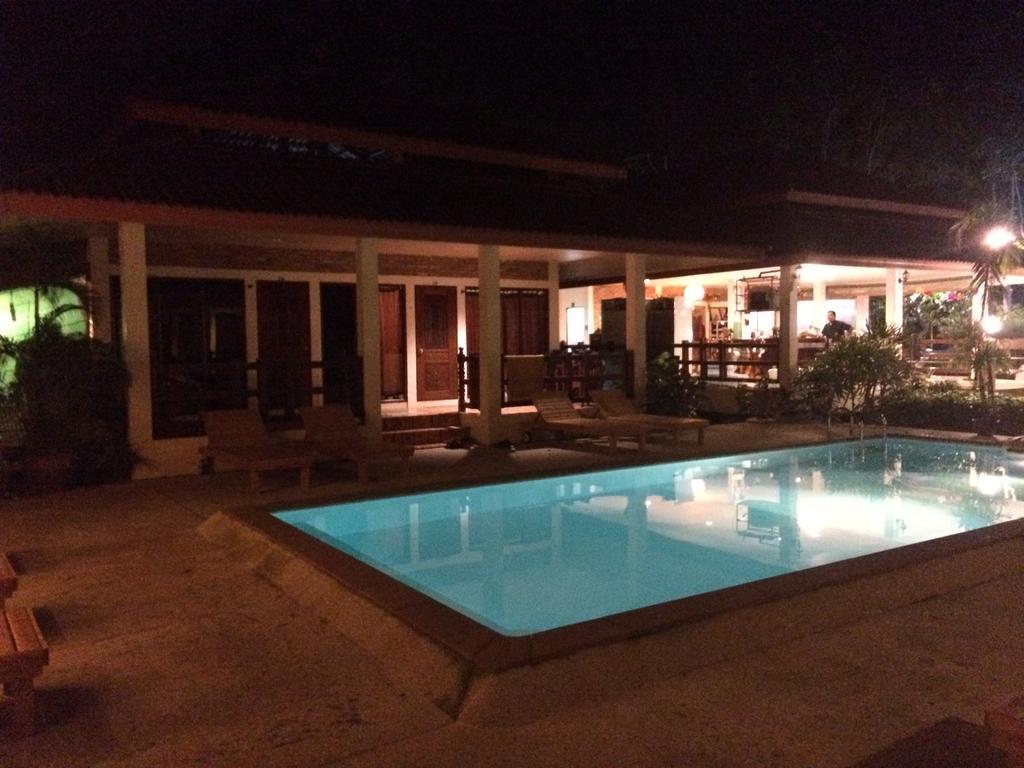 Chaya Resort Ao Nang Esterno foto